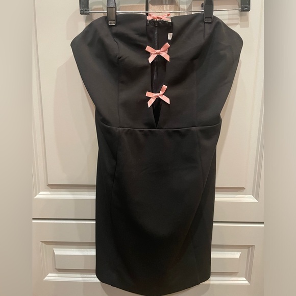 More to Come Kari mini dress size medium Great Condition! Only worn once! - Picture 3 of 3